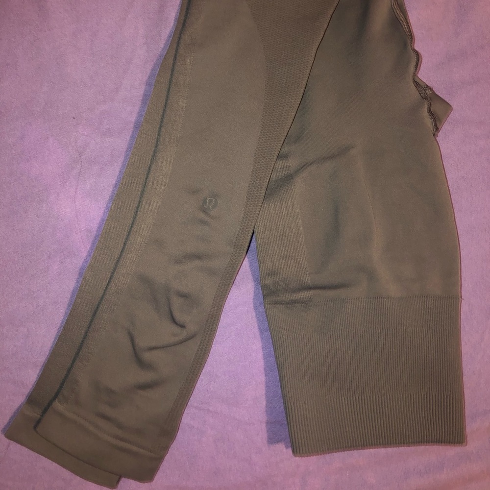 Grey Lululemon Leggings